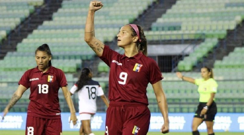 Deyna Castellano goleadora